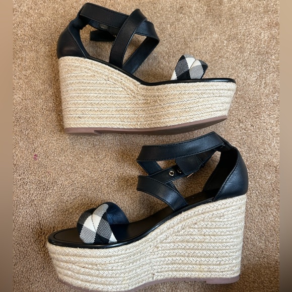 Burberry Wedges - Picture 5 of 10